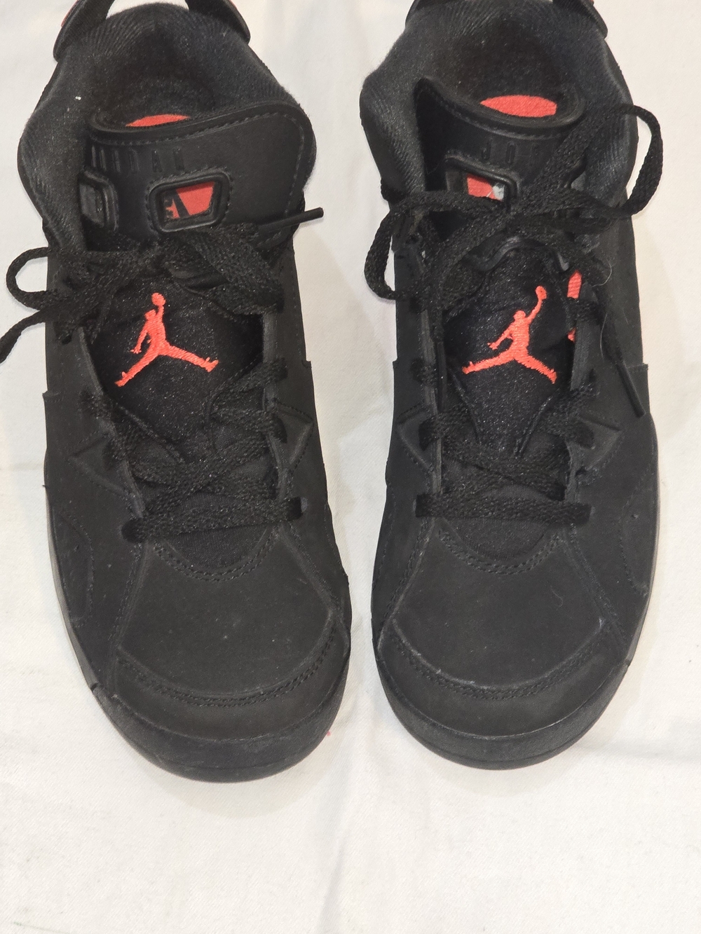 Jordan Kids Black Sneakers with Red Jumpman Accents